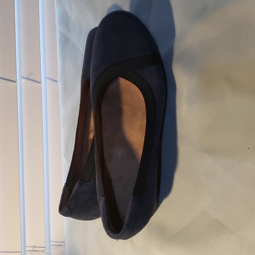 Clarks navy suede wedge slip on shoes 7.5 - Picture 5 of 6